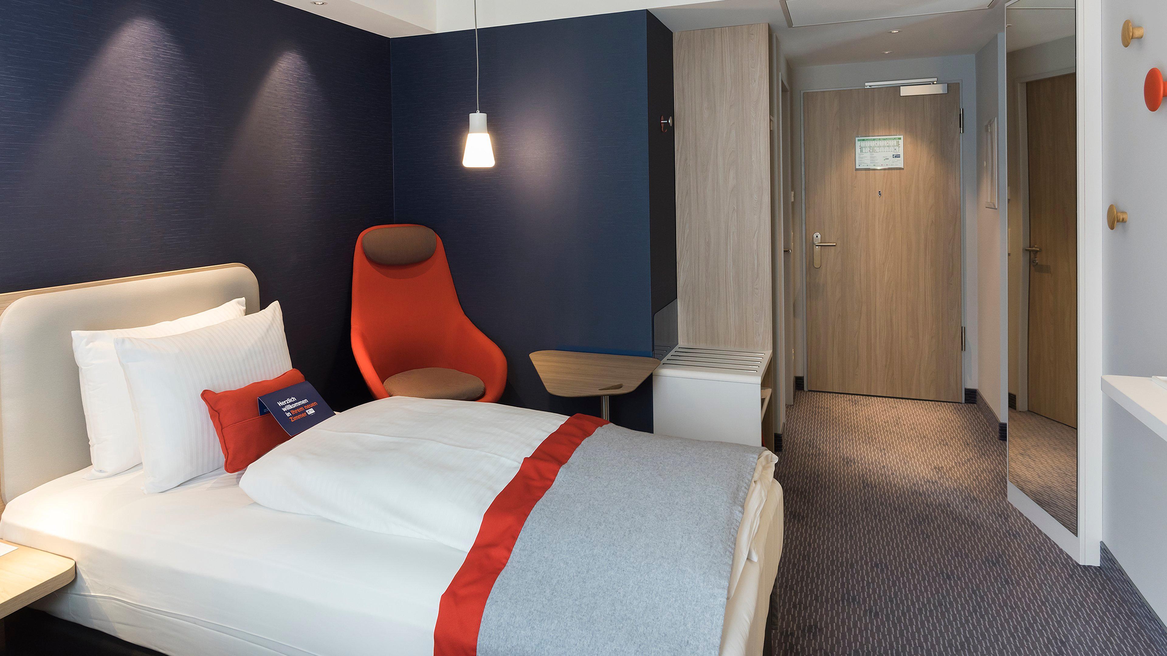 Holiday Inn Express - Wiesbaden By Ihg מראה חיצוני תמונה